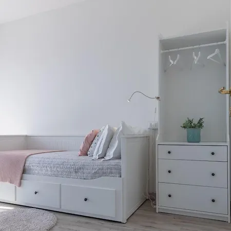 Appartamento 'il Girasole' Seeblick By Interhome