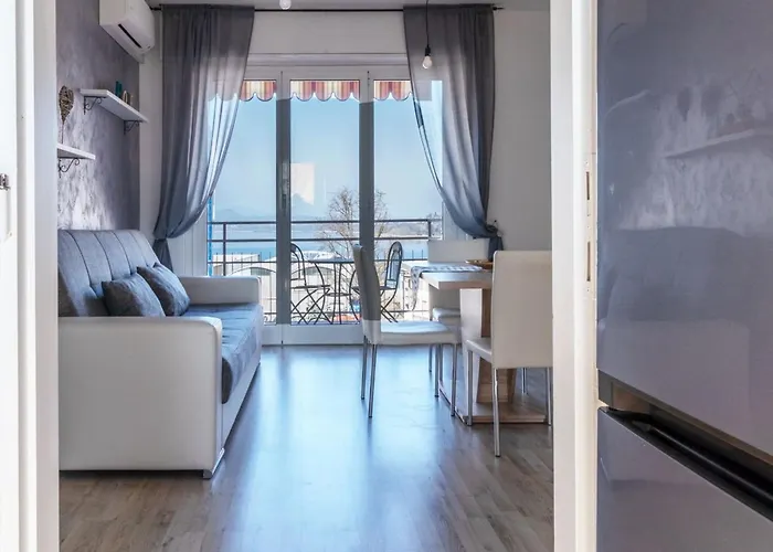 Апартаменты 'il Girasole' Seeblick By Interhome Кастеллетто-сопра-Тичино